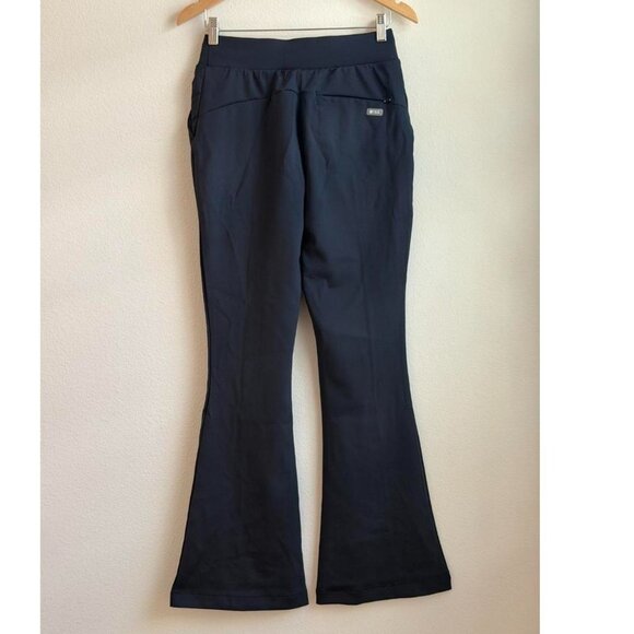 Figs High Waisted Evanston FORMx Skinny Flare Scrub Pants in Navy, Size Small - Picture 12 of 12